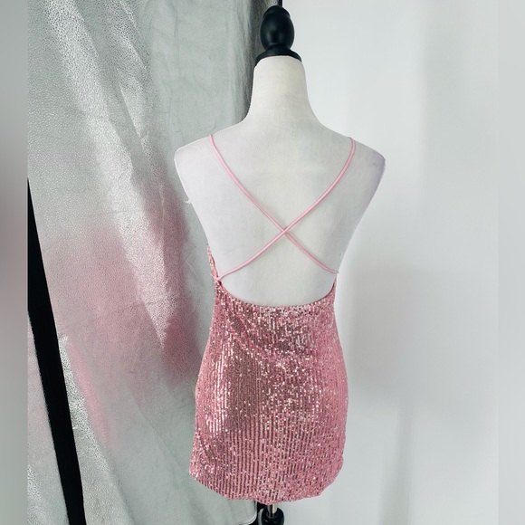 Pink Sequins Sleeveless Cowl Neck Open Back Backless Bodycon Mini Dress - Picture 11 of 16